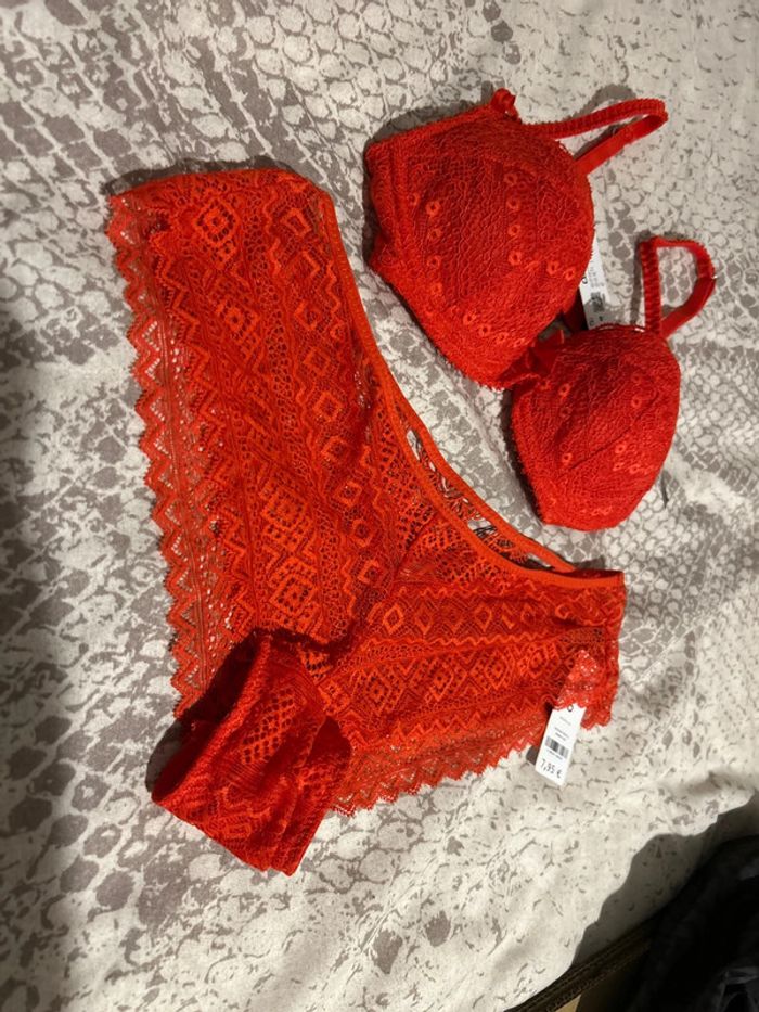 Ensemble lingerie soutien gorge shorty rouge Undiz - photo numéro 2