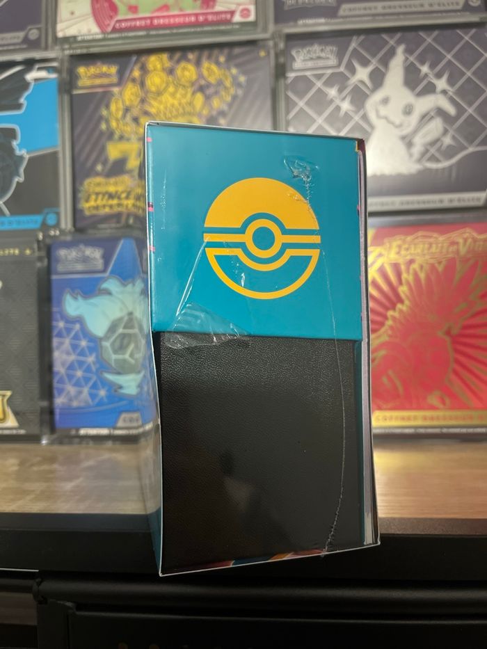 ETB coffret dresseur d’élite mega évolution héros transcendant de elle en français - photo numéro 3