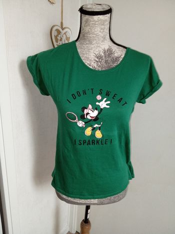 Tee shirt femme Disney, mickey, tennis, vert sapin taille S ou 36