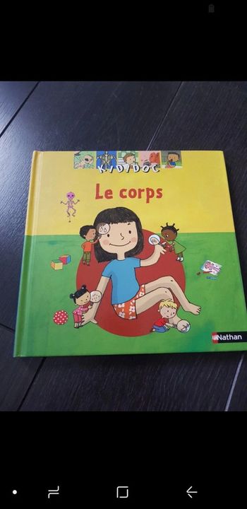 Livre Kididoc Le Corps