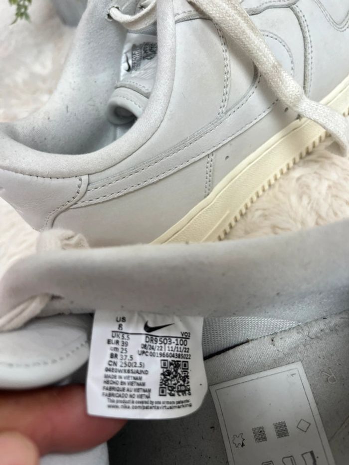 Nike Air force 1 impeccable - photo numéro 3