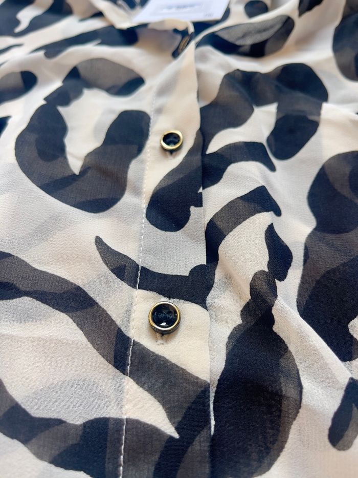 Chemise fluide ZARA neuve imprimé léopard - Taille M - photo numéro 5