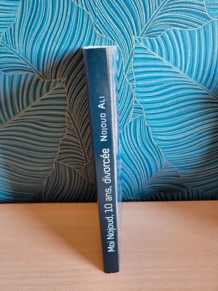 Livre autobiographie "Moi Nojoud, 10 ans, divorcée" - photo numéro 3