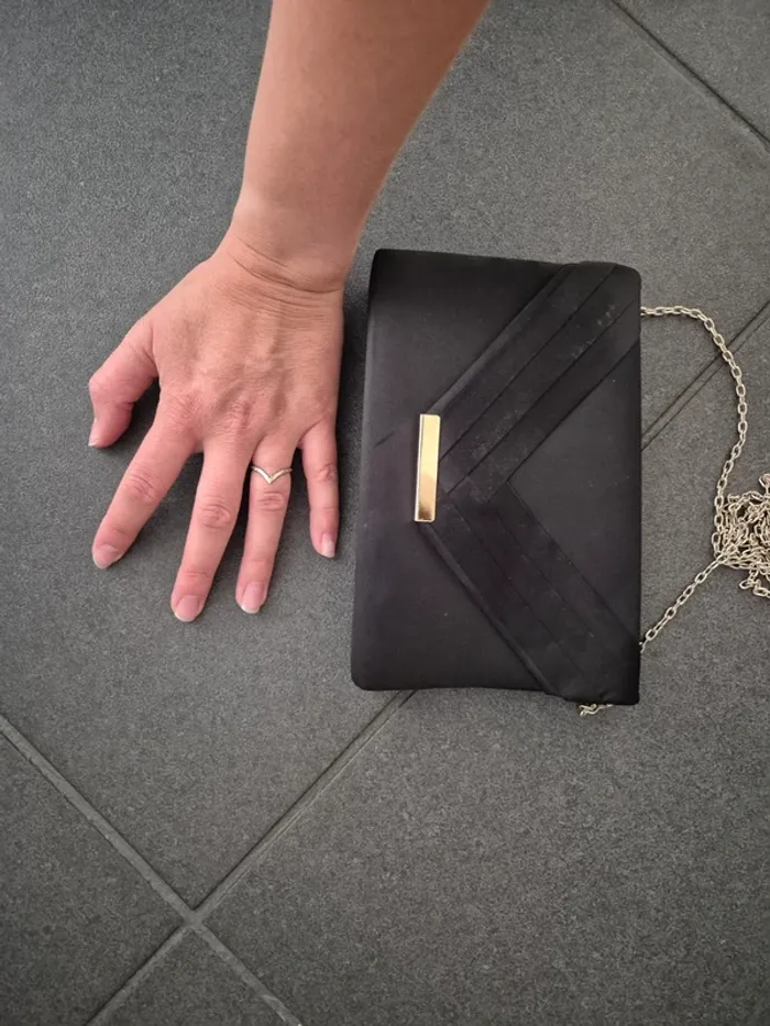 Pochette noir - photo numéro 5