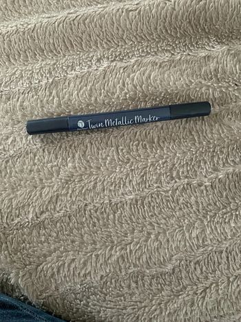 Twin metallic marker n195 neuf prix 0€50