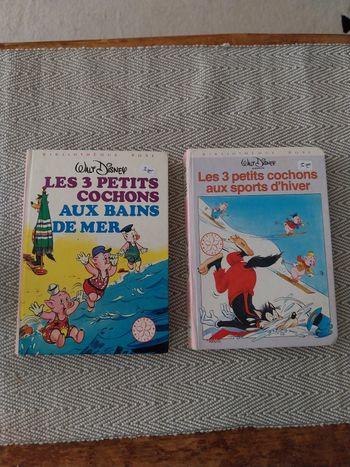 Deux livres.