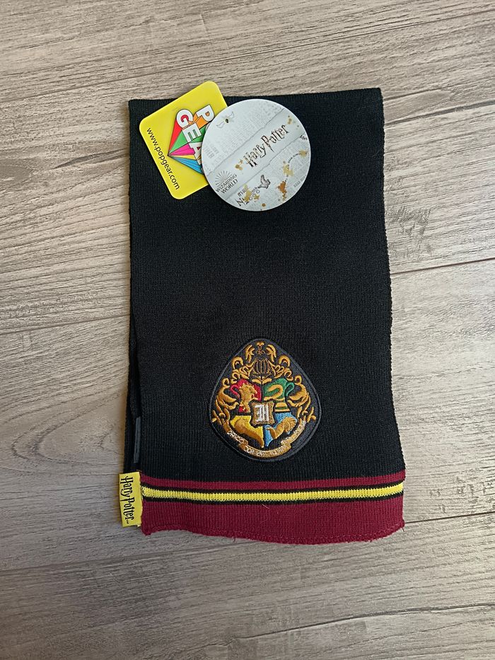 Écharpe neuve mixte Harry Potter - photo numéro 2