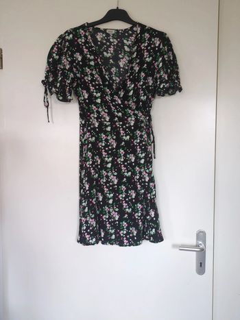 Robe été légère noire fleurie