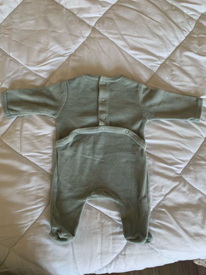 Pyjama une pièce - photo numéro 3