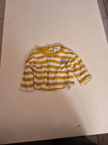 T-shirt à manches longues 1 mois