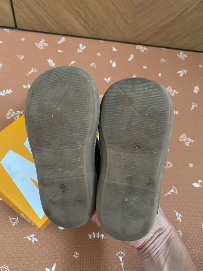 Chaussures Babies 21 - photo numéro 3