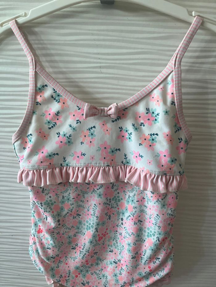 Maillot de bain fleuri 1 pièce taille 3 - 4 ans - photo numéro 2