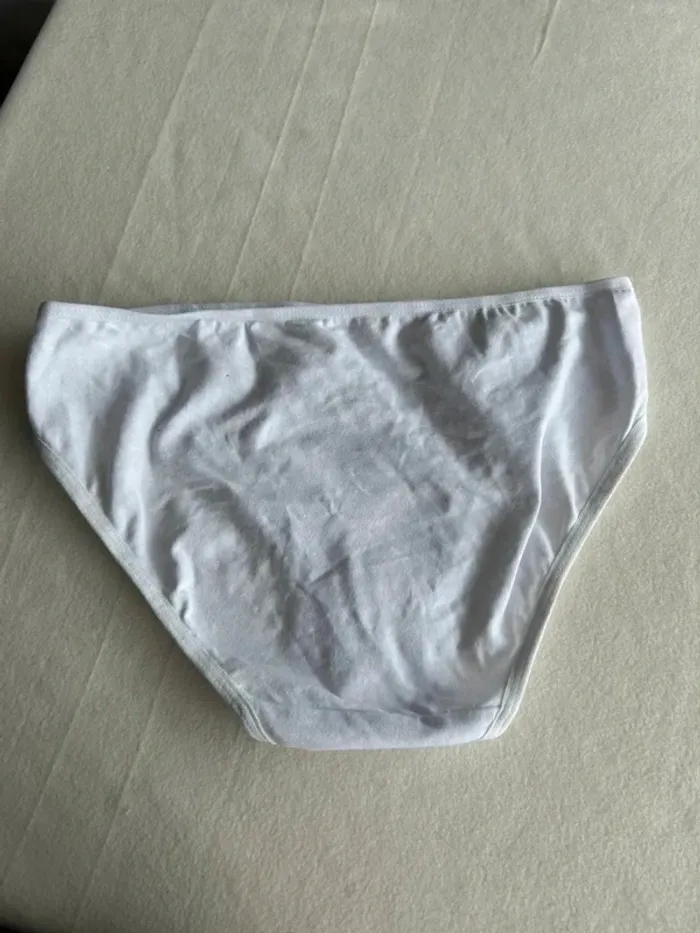 Culotte blanche - photo numéro 4
