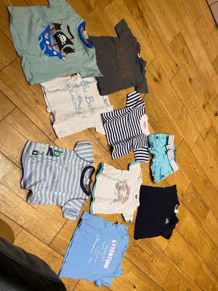 Lot 9 mois TBE t shirt et short