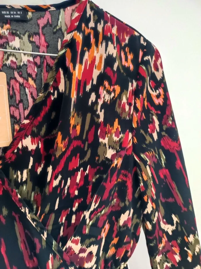 Robe colorée XS Shein neuf - photo numéro 4
