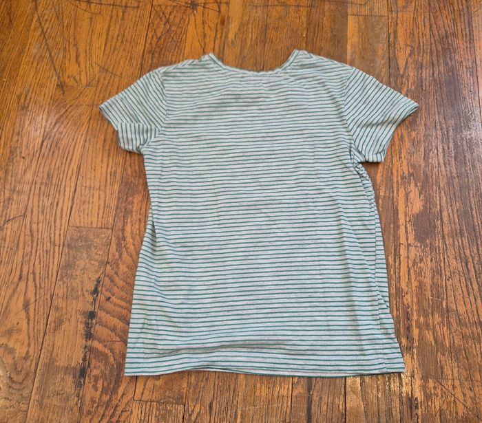 T-shirt manche courte garçon okaidi gris et vert a rayure taille 5 ans - photo numéro 3