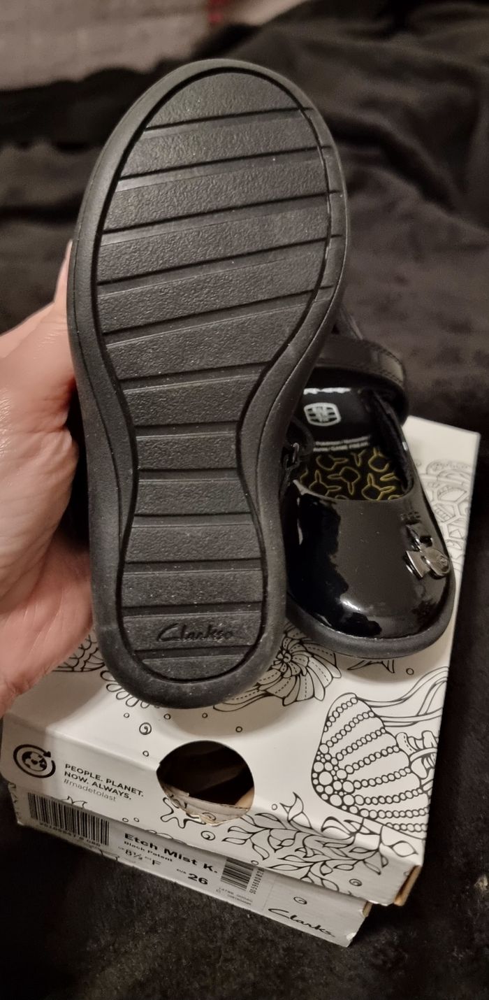 Sandale fermée clarks by pokemon - photo numéro 4