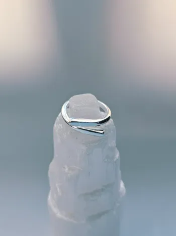 Bague acier inoxydable ouverte minimaliste ajustable