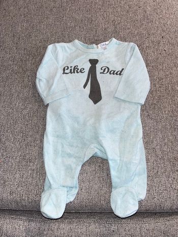 Lots vêtements bébé taille 1mois