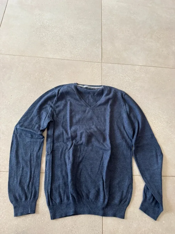 Pull bleu Celio, taille M, très bon état