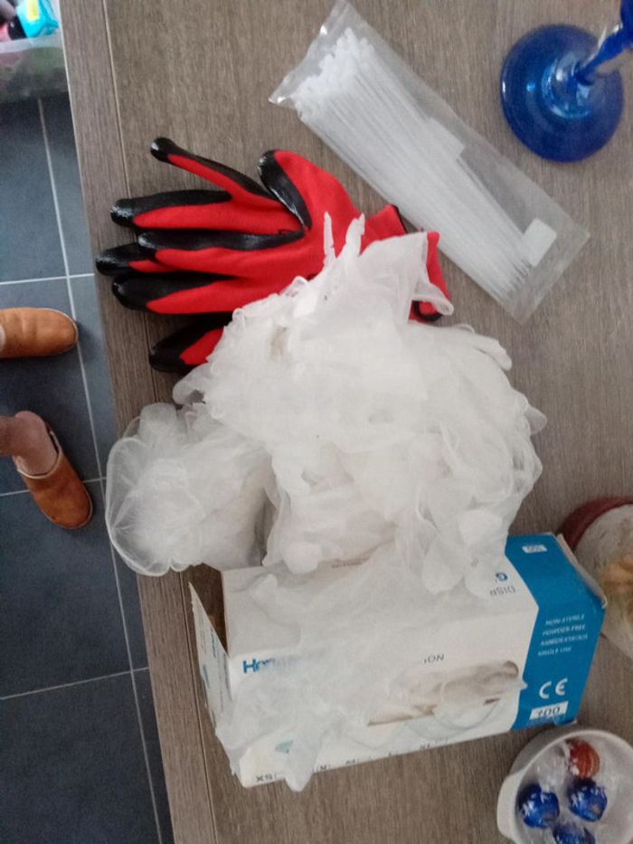 Gant , serre câble