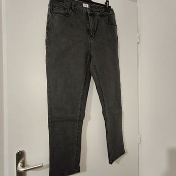 Pantalon Coupe Mom – Noir – Kiabi – Taille 42