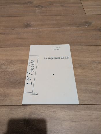 Livre le jugement de Léa Laurence Tardieu