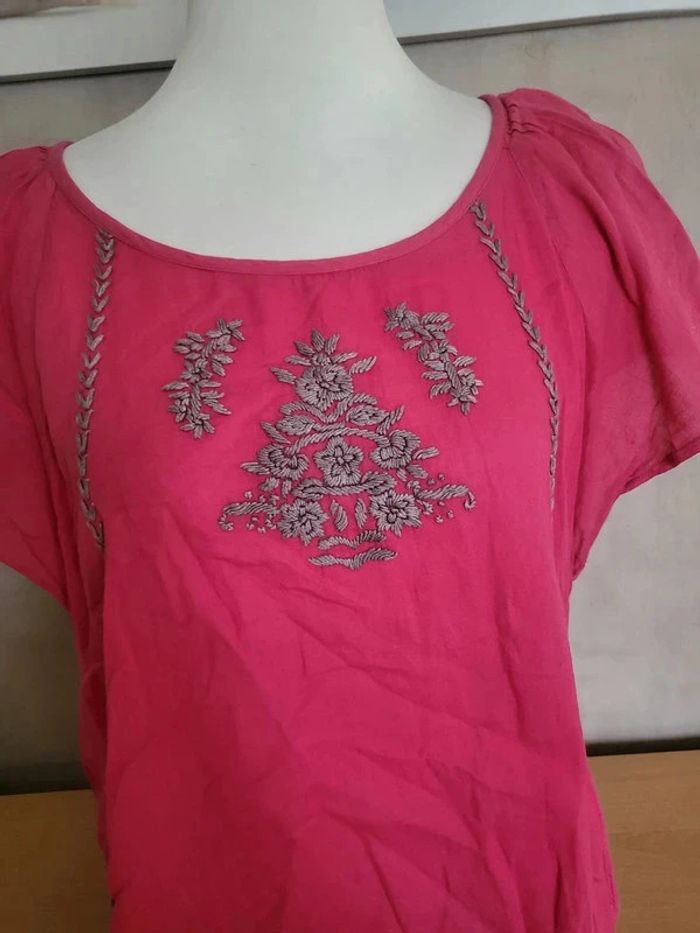 Magnifique blouse brodée Naf Naf - photo numéro 4