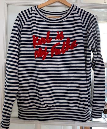 pull eleven  Karl is my father taille S