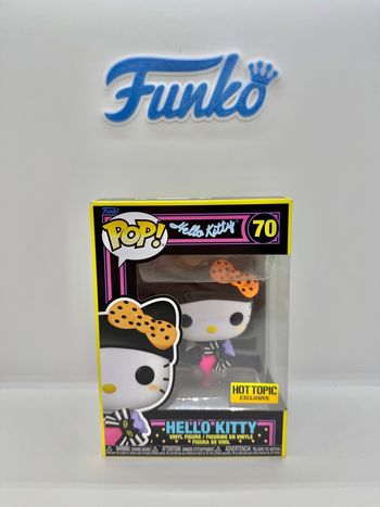 Funko Pop Hello Kitty 70 Black Light Hot Topic 🇺🇸