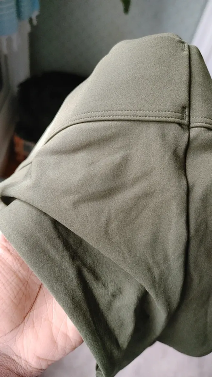 Bas de maillot de bain vert bouteille militaire échancré V - photo numéro 4