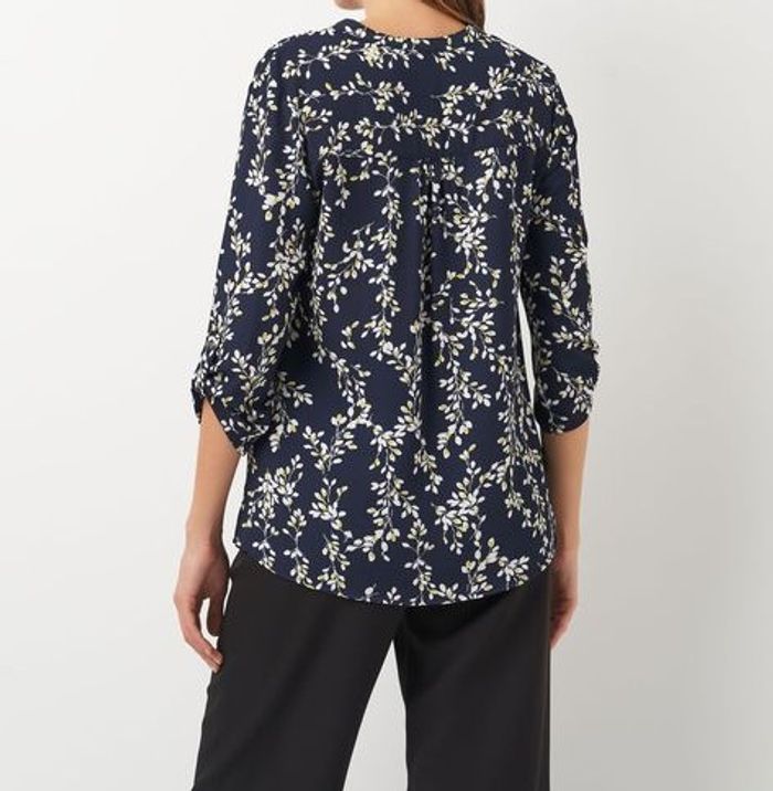 Blouse neuve élégante et légère