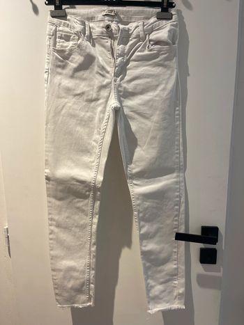 Jeans skinny taille 13/14 ans blanc état neuf kiabi