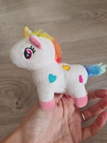 Peluche licorne