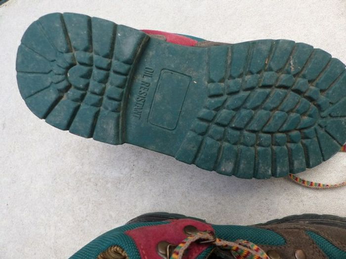 Chaussures montantes imperméables randonnée enfant - photo numéro 4