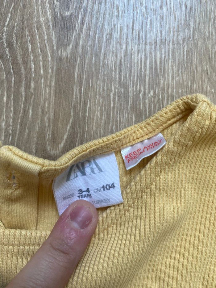 Robe zara t-shirt 3-4 ans - photo numéro 3
