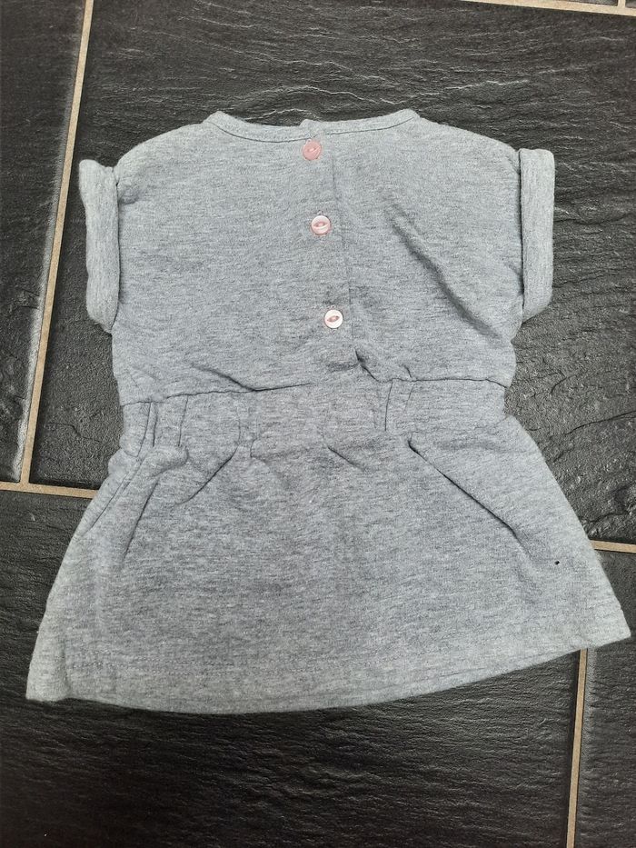 Robe grise - photo numéro 2