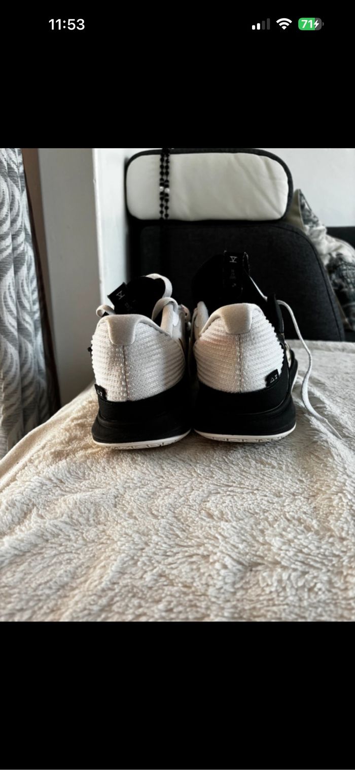 Nike Kyrie - photo numéro 7