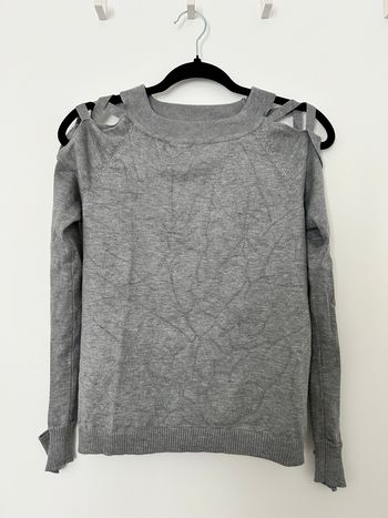 Pull gris manches longues ajourées col rond Taille Unique