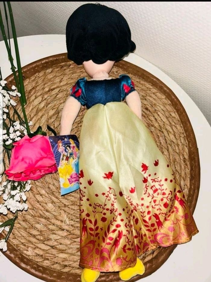 Poupee Disney - photo numéro 4