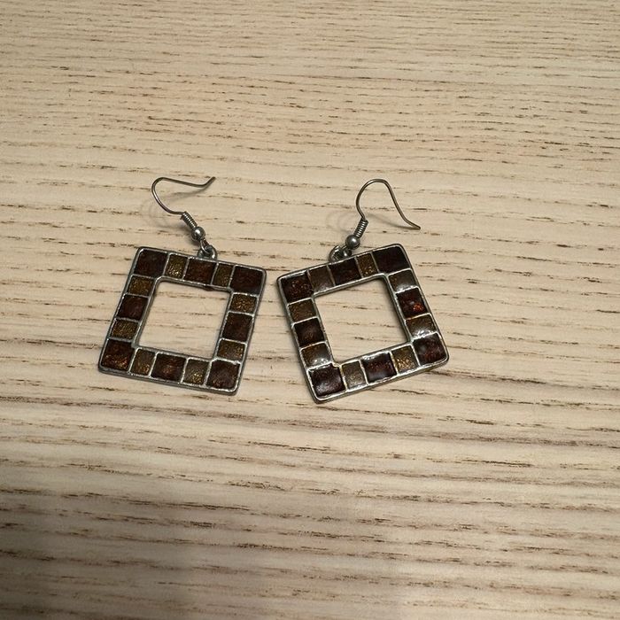 Boucles d’oreilles • marrons 🌿