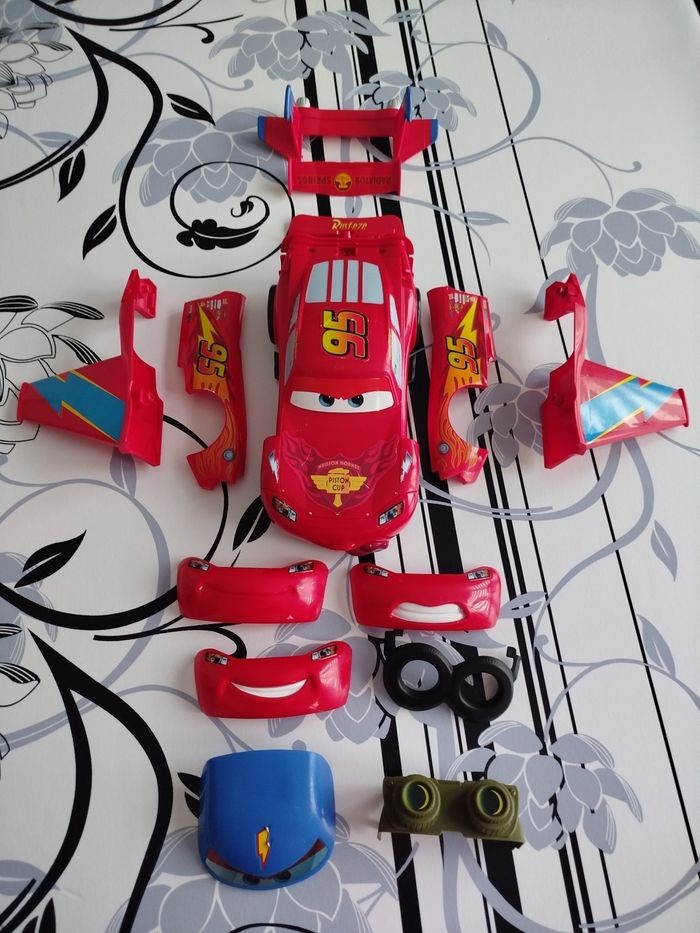 Voiture Cars et ses accessoires