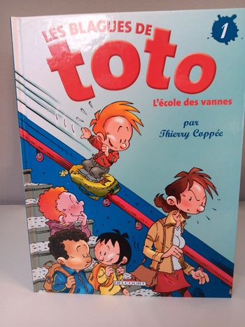 Bande dessinée Les blagues de toto , l'école des vannes 32 pages édition delcourt