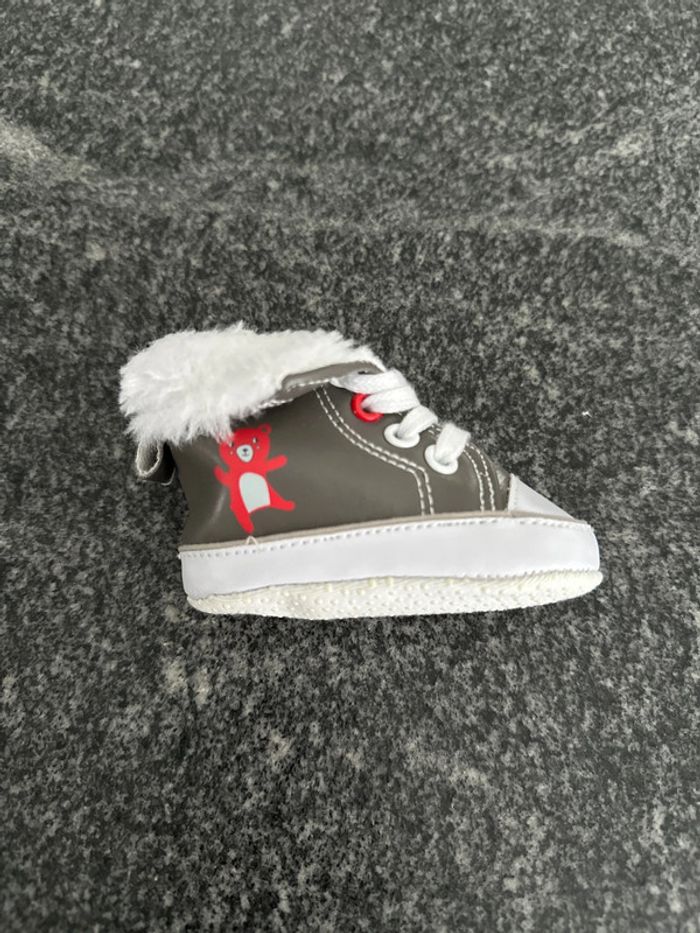 Chaussures bébé garçon in extenso neuves taille 17 - photo numéro 2