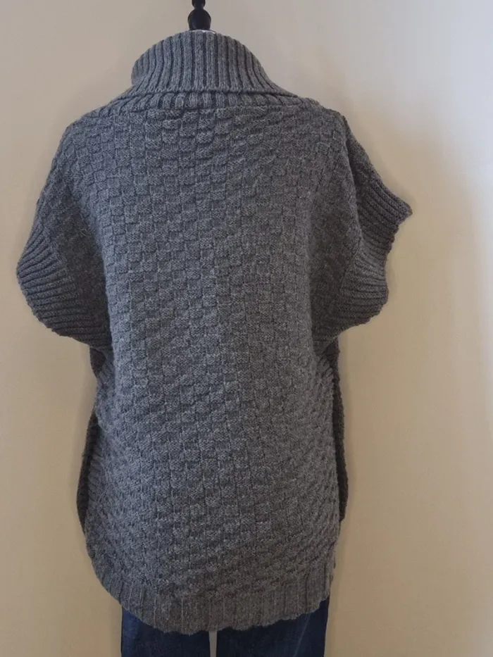 Pull sans maches gris - photo numéro 2