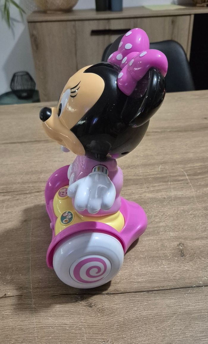 Minnie hoverboard - photo numéro 5