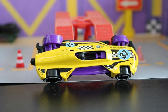 Hot wheels Med Evil - photo numéro 9