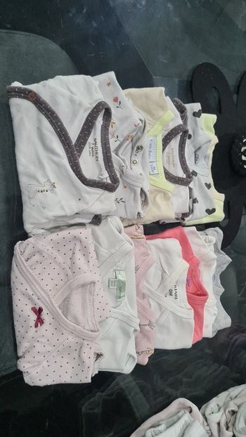 Lot bebe fille 1 mois