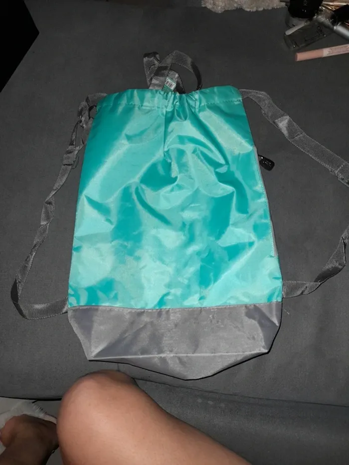 Sac à dos turquoise et gros kiko neuf