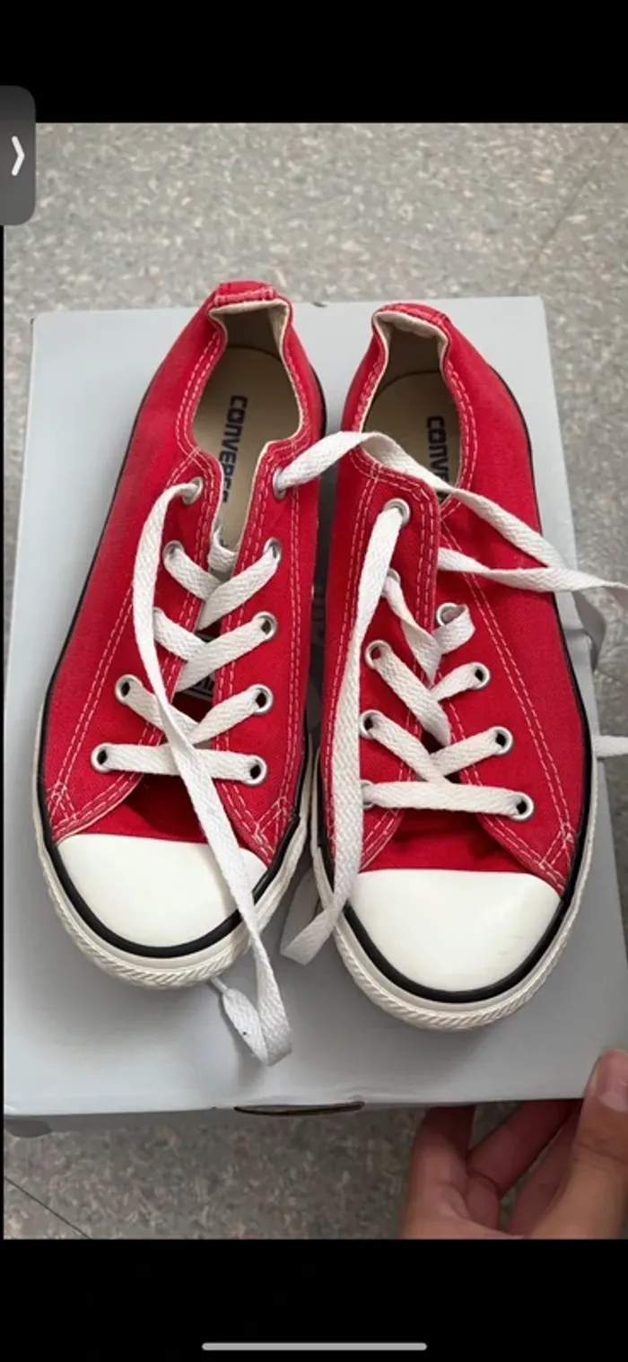 Baskets basses rouge converse taille 34 - photo numéro 2